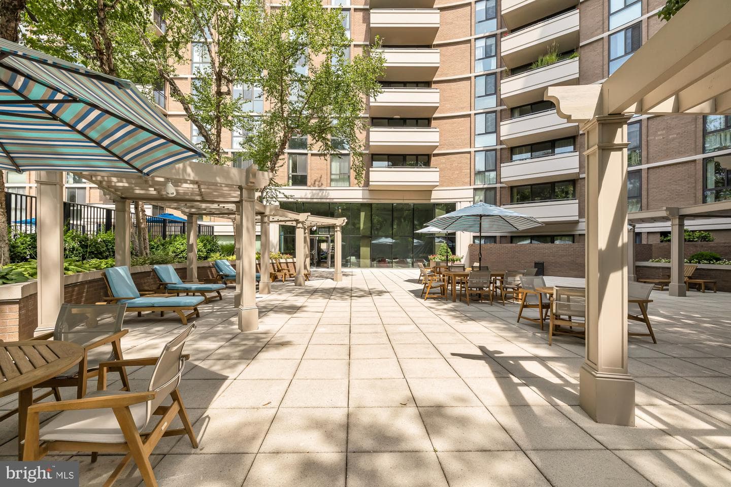 4620 N Park Avenue #1211e photo 32