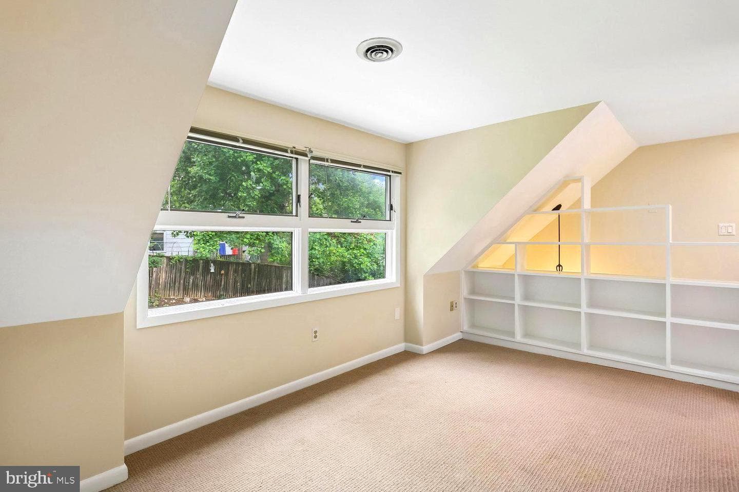5915 Halsey Road photo 28