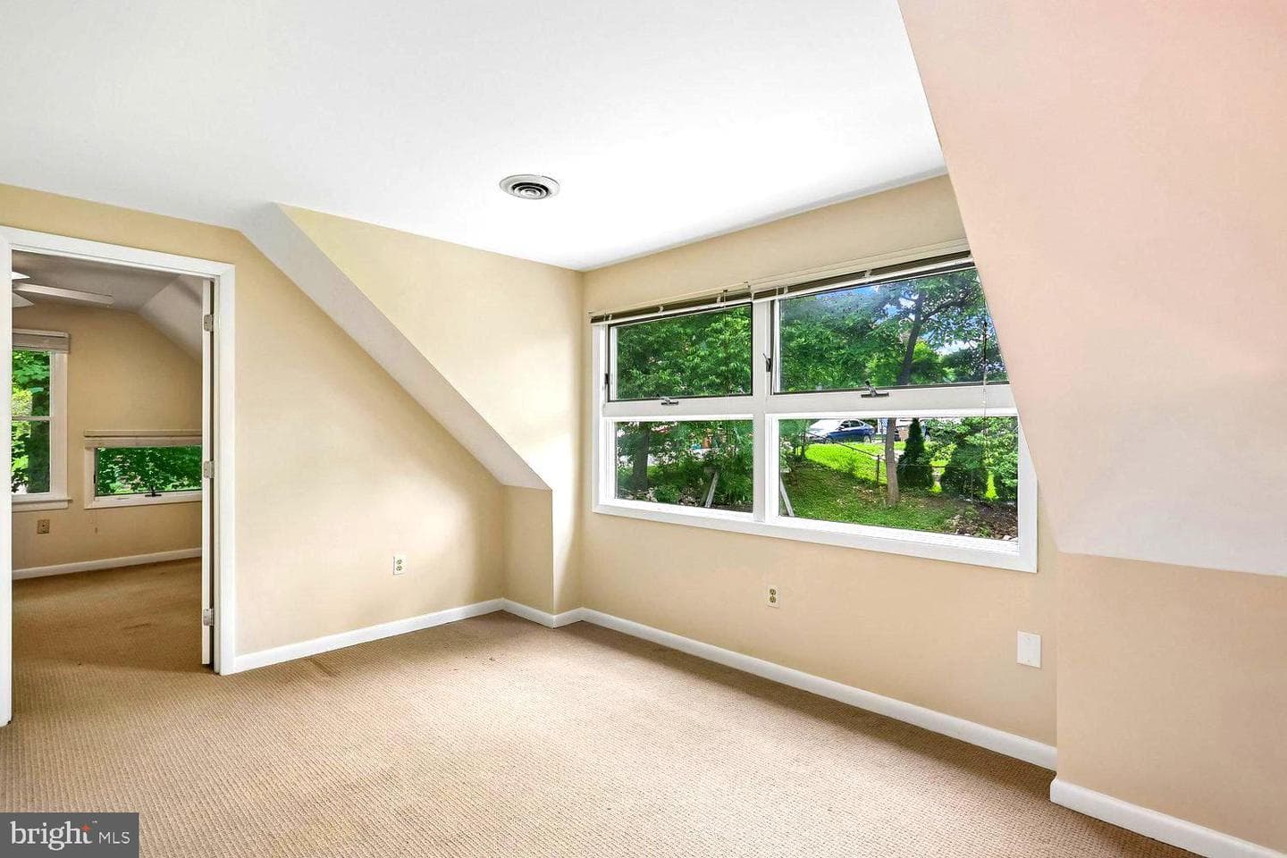 5915 Halsey Road photo 29