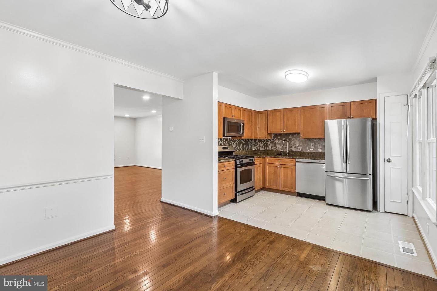10617 Pine Haven Terrace photo 3