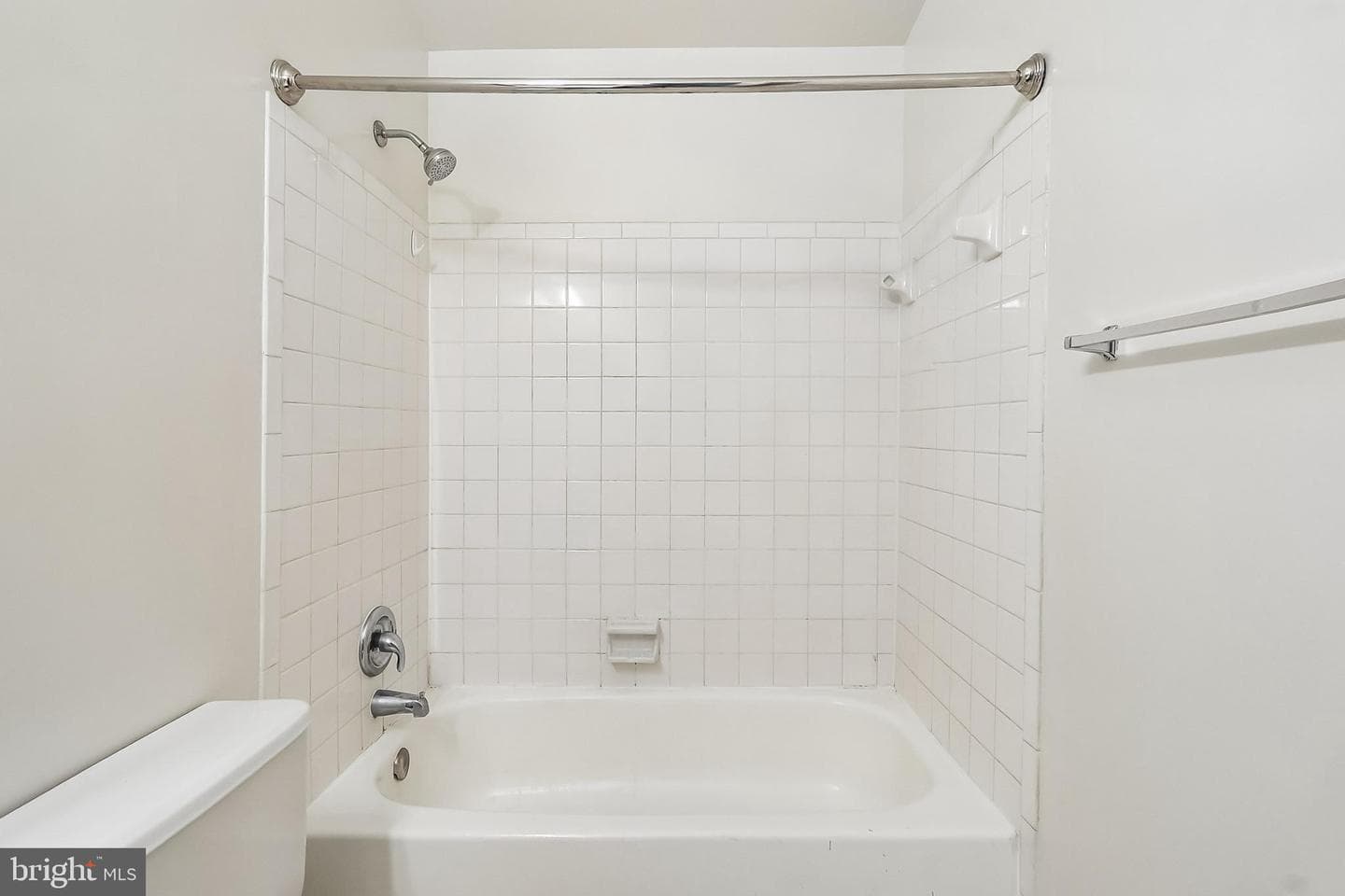 10617 Pine Haven Terrace photo 32