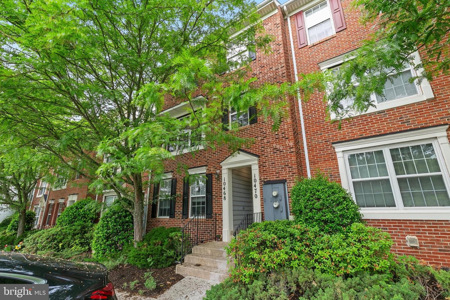 10470 Damascus Park Ln photo 2