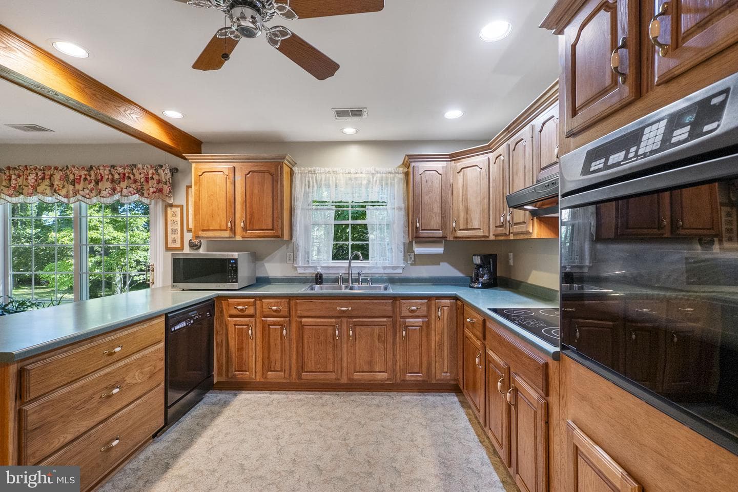 22809 Clarkbrooke Drive photo 8