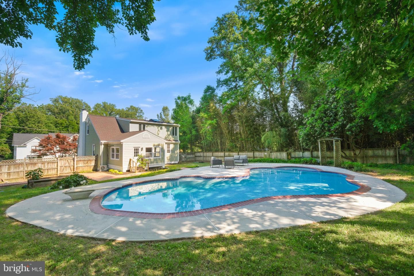 12718 Meadowood Drive photo 3