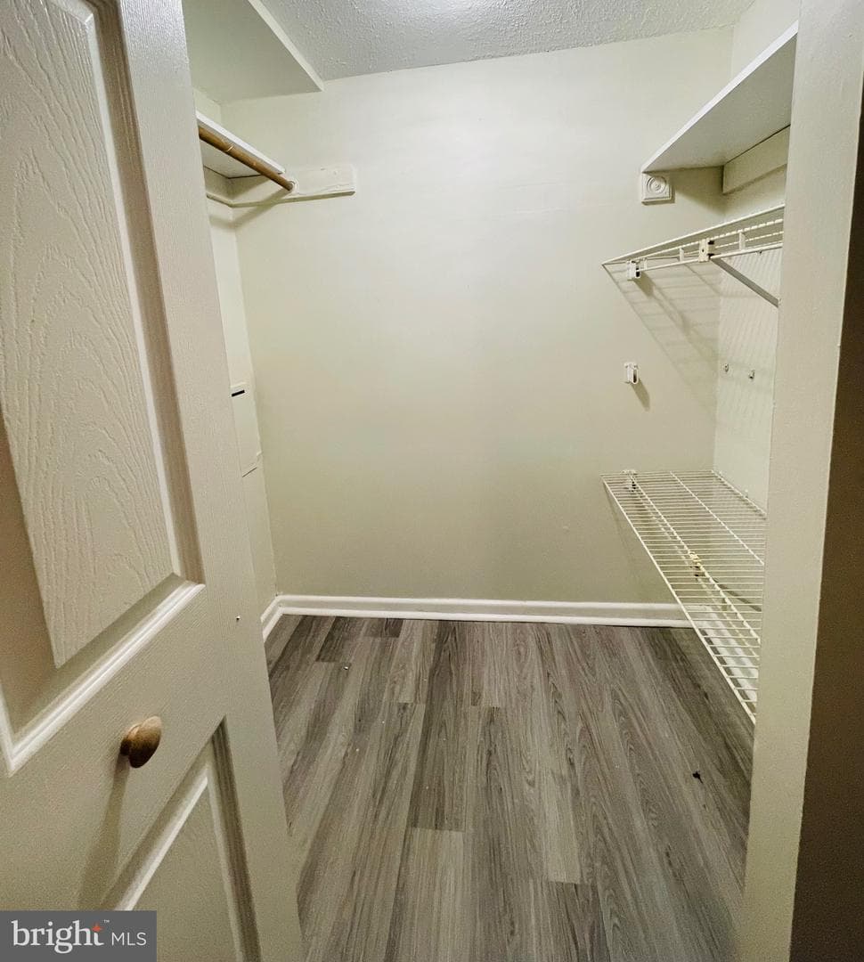 2200 Greenery Lane #101-23 photo 26