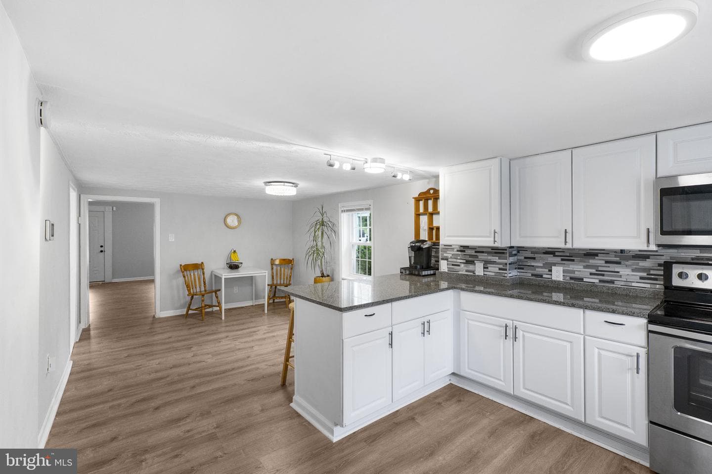26001 Frederick Road photo 9