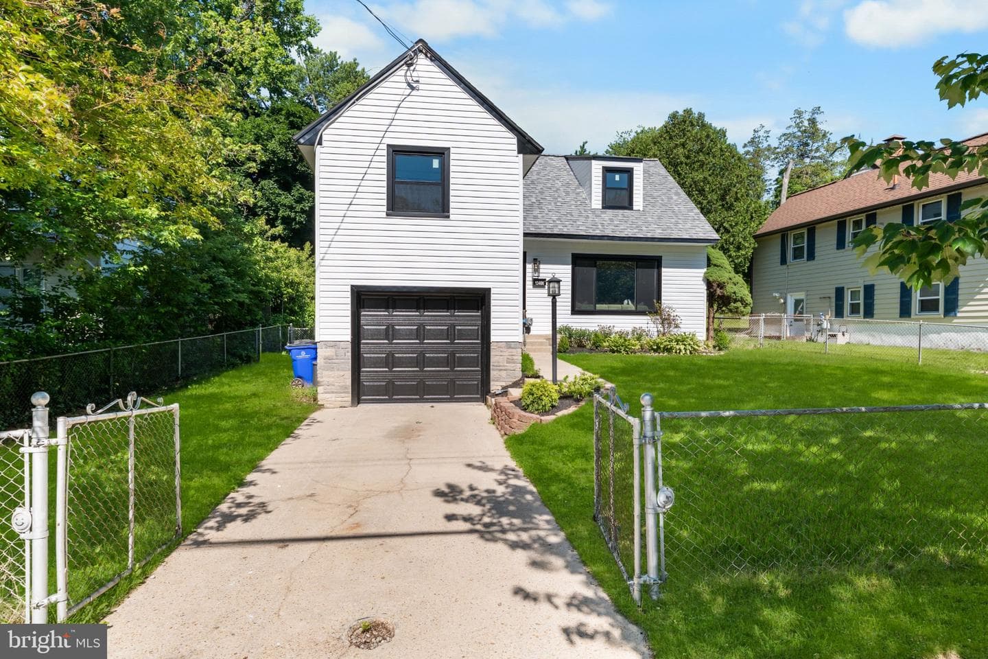 13406 Parkland Drive, Rockville