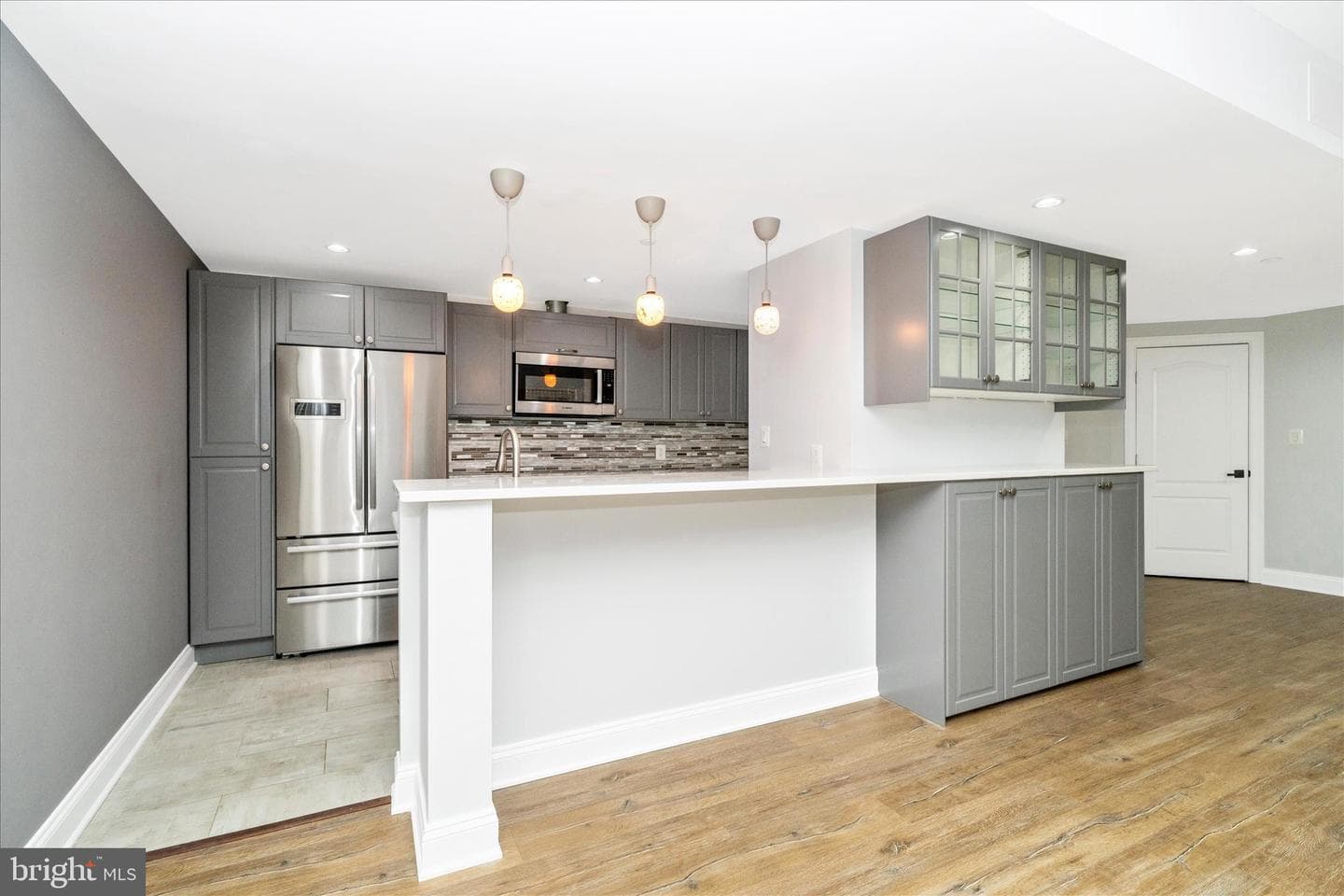 10221 Tyburn Terrace photo 63