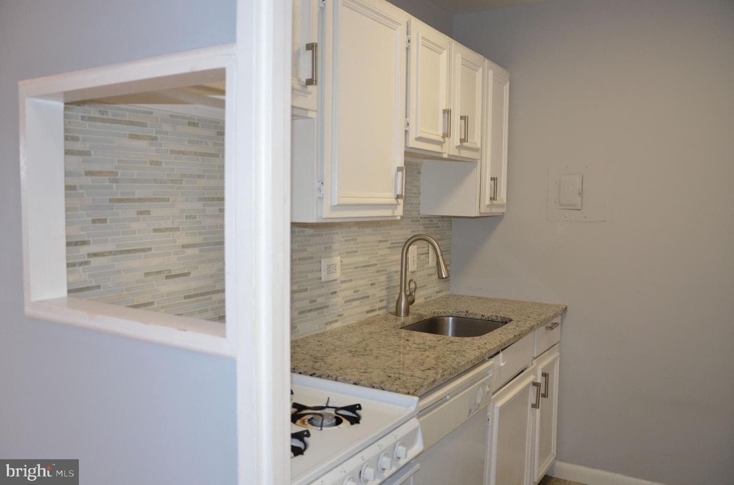1900 Lyttonsville Road #1103 photo 8