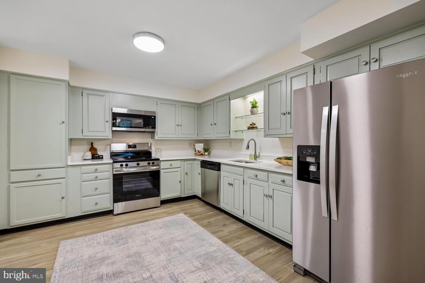 4970 Sentinel Drive #11-405 photo 5