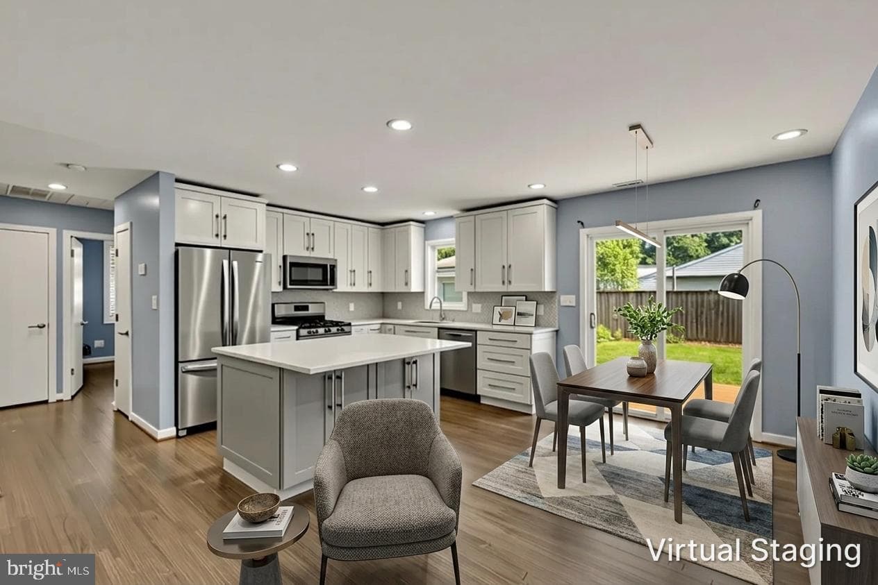 3913 Decatur Avenue photo 4