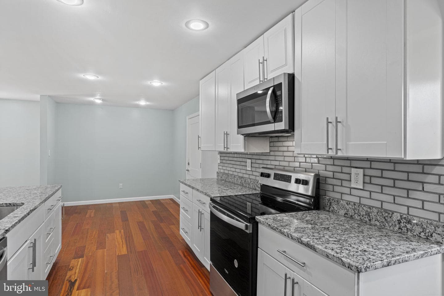 3345 Tanterra Circle photo 10