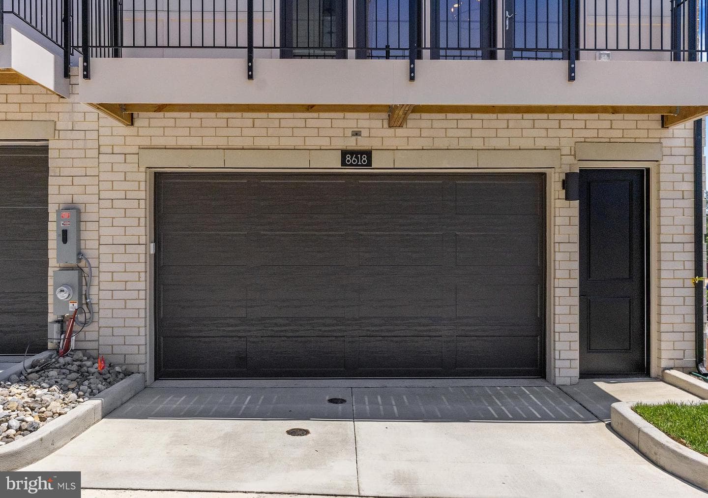 8618 Erdem Place photo 25