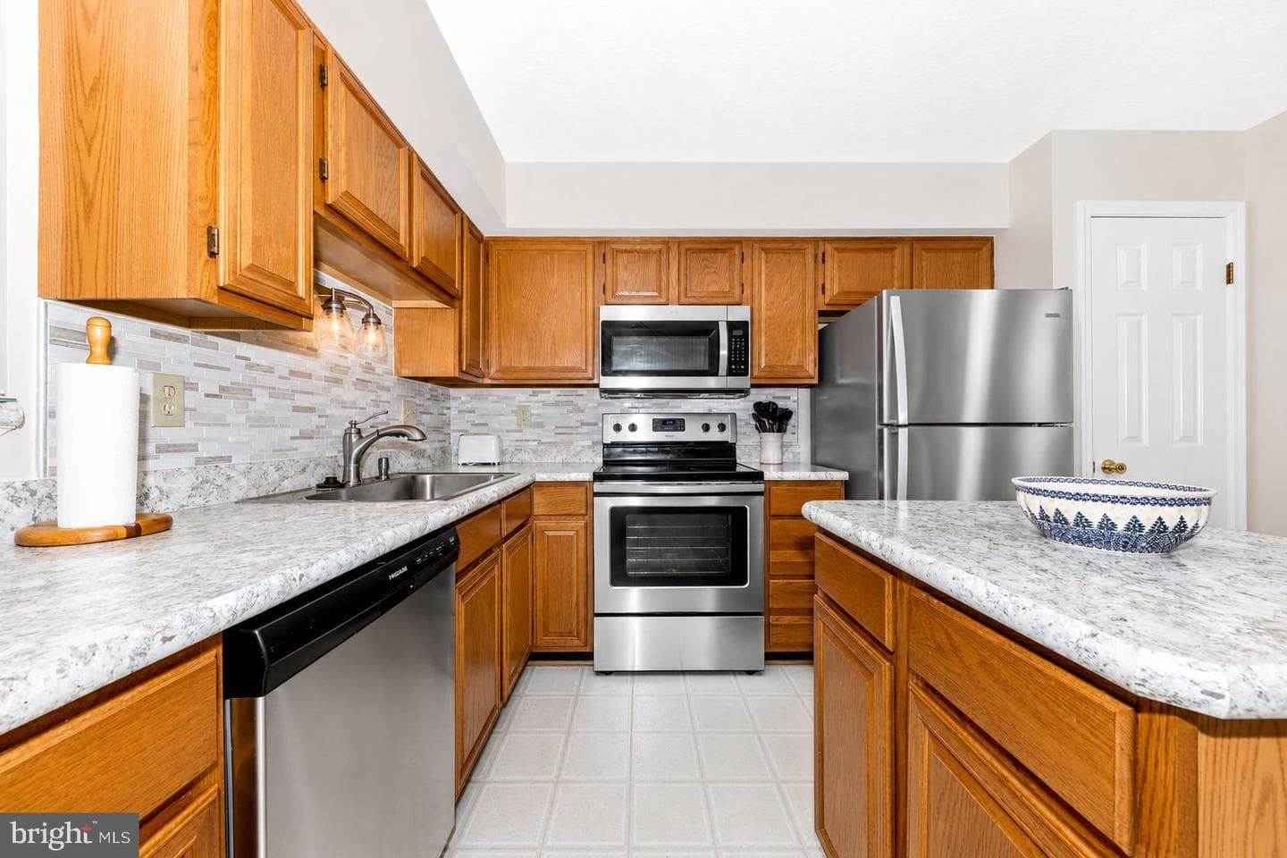 12573 Coral Grove Place photo 8