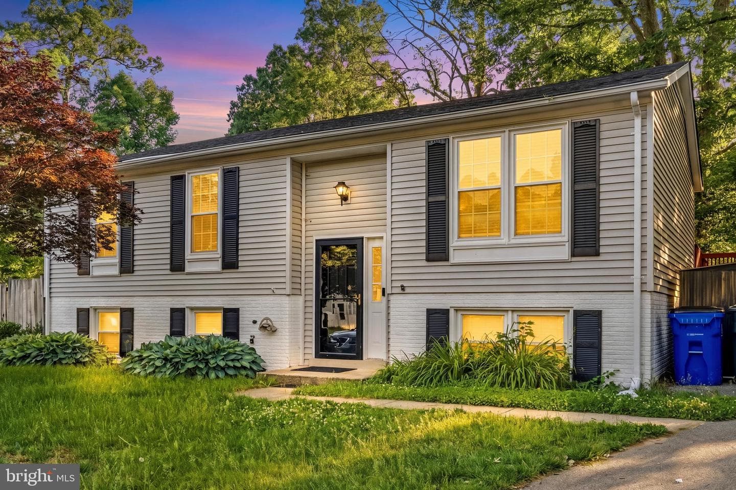 17624 Lindstrom Ct, Gaithersburg