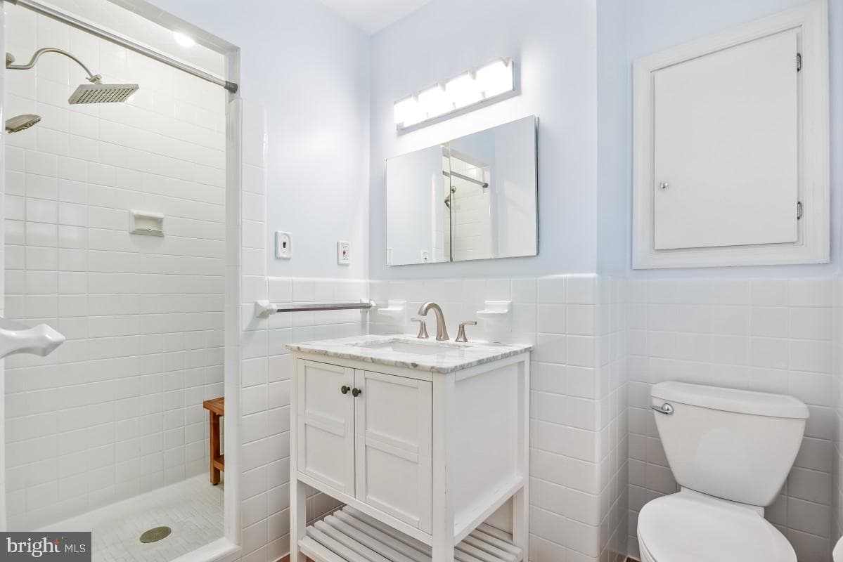 7214 Pomander Lane photo 21
