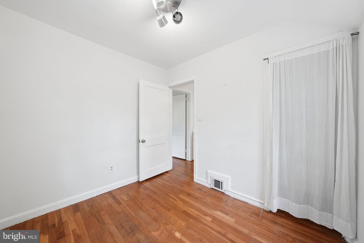 716 Auburn Avenue photo 31