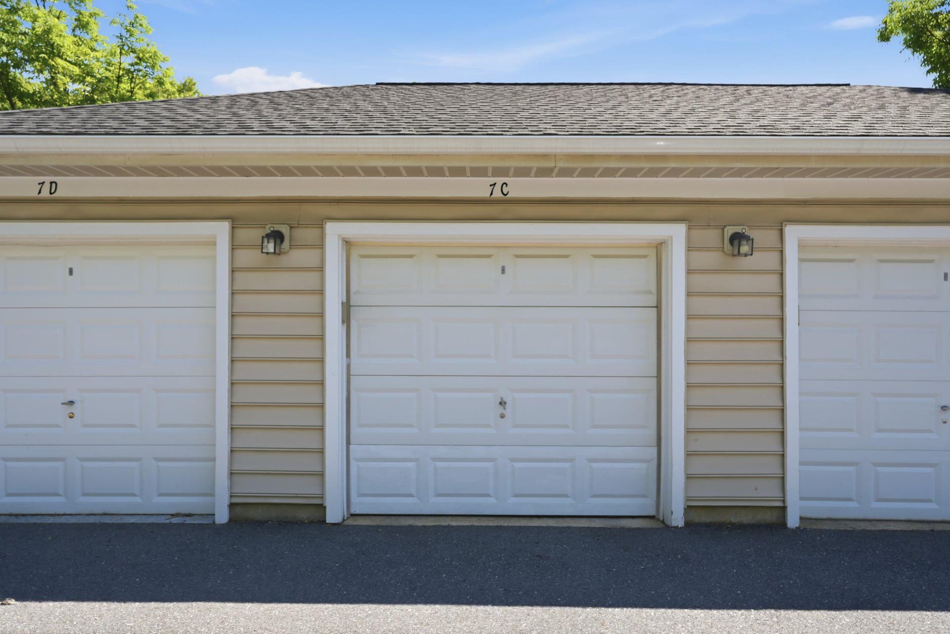 101 Watkins Pond Boulevard #4-302, Rockville