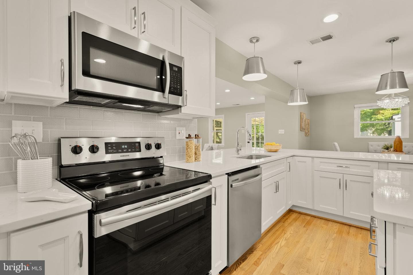 10210 Carroll Place photo 10