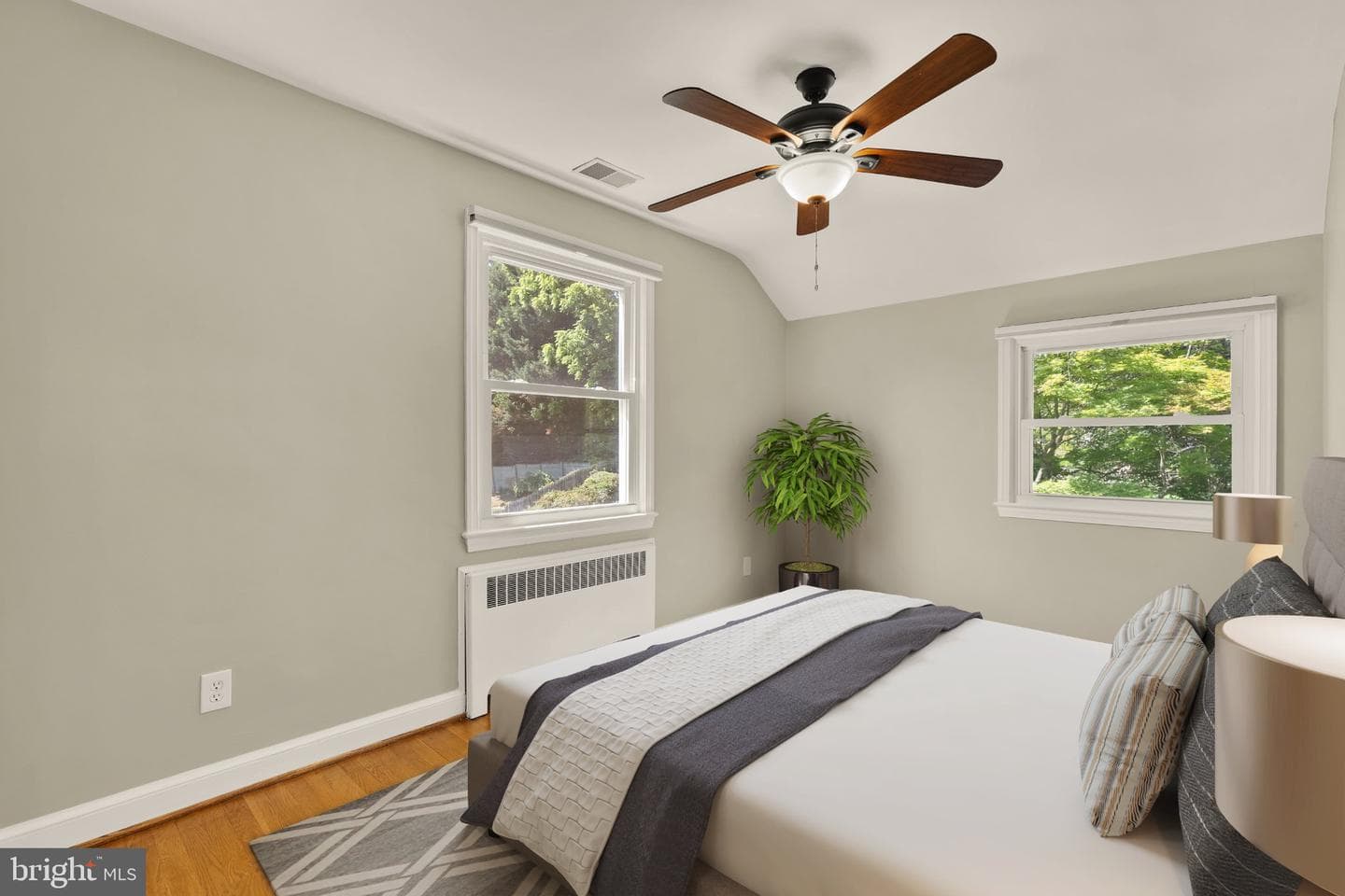 10210 Carroll Place photo 33