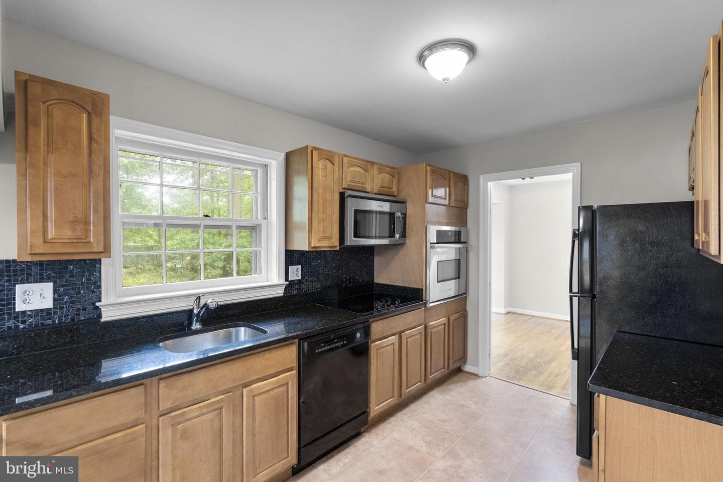 1585 Kimblewick Road photo 18