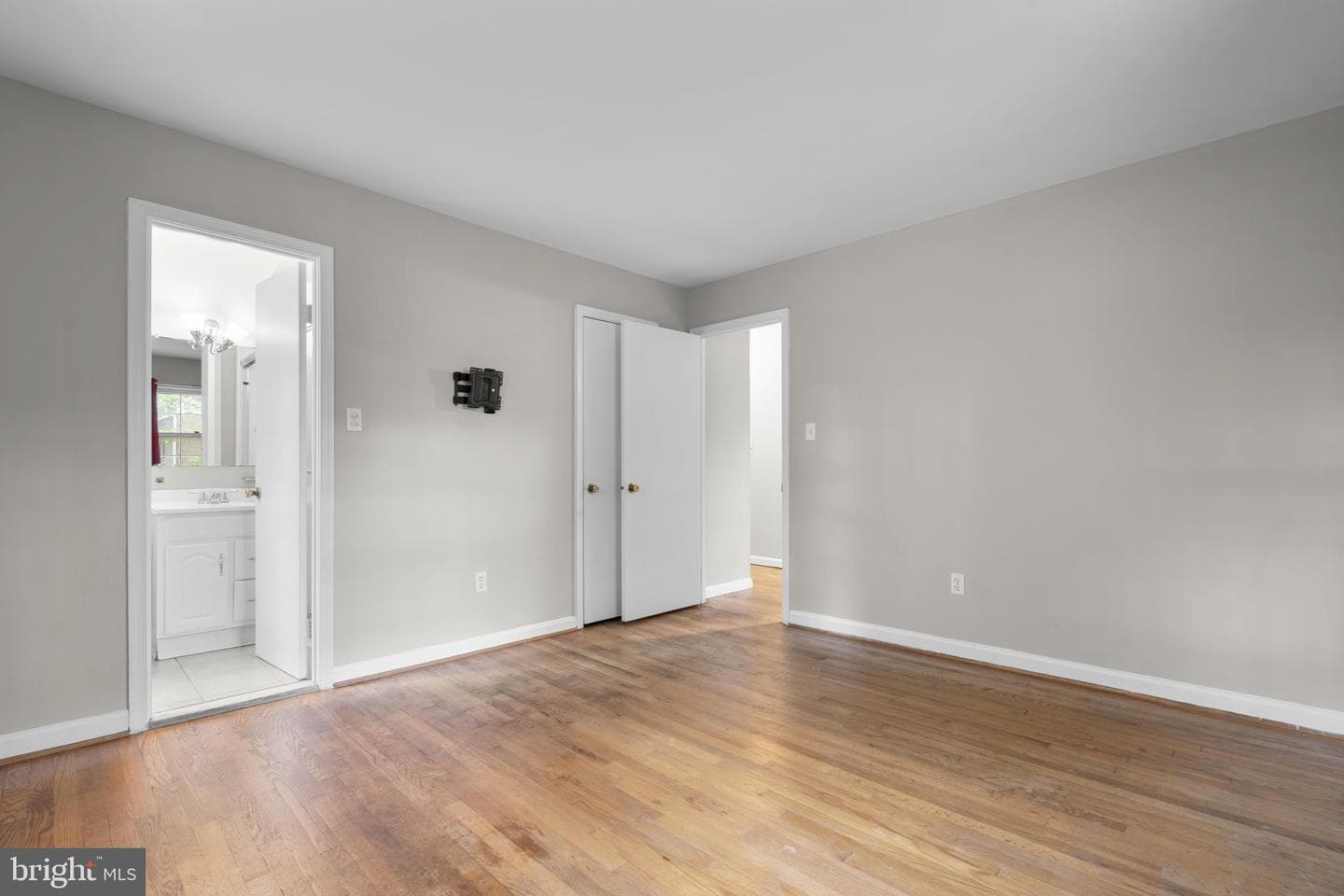 1585 Kimblewick Road photo 45