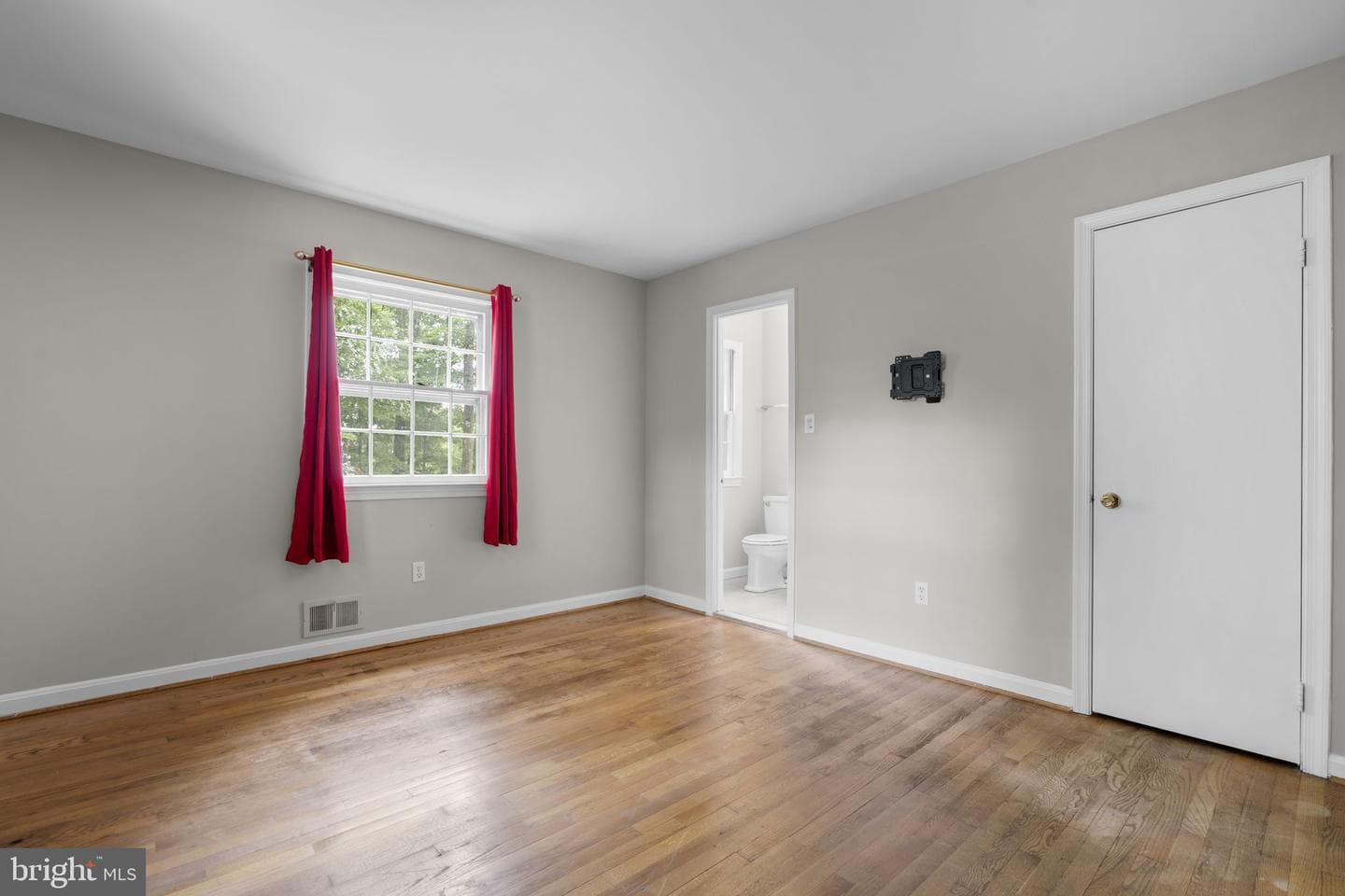 1585 Kimblewick Road photo 46