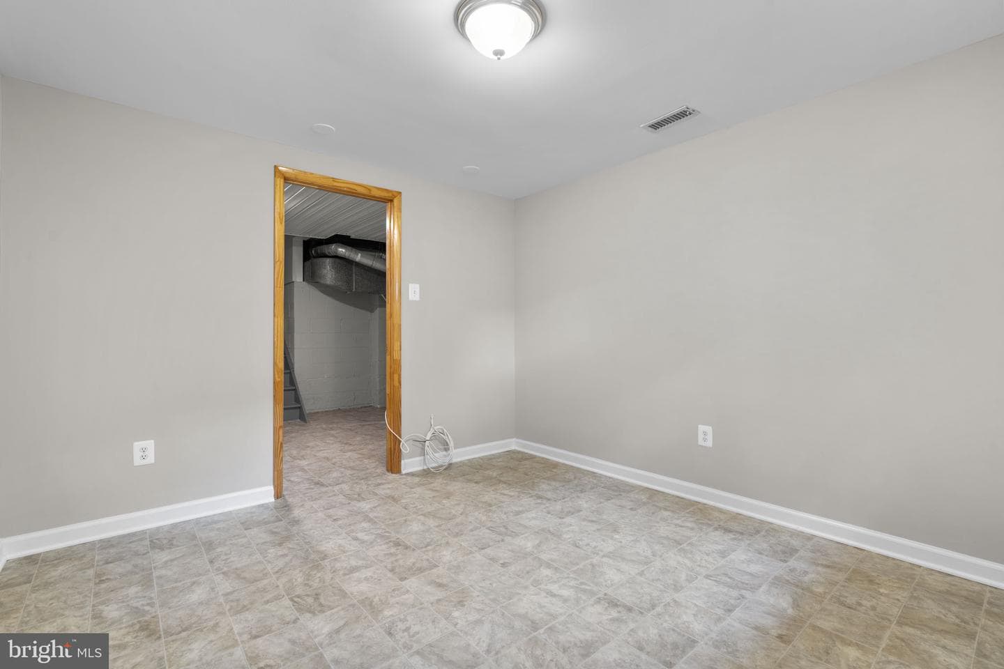 1585 Kimblewick Road photo 54