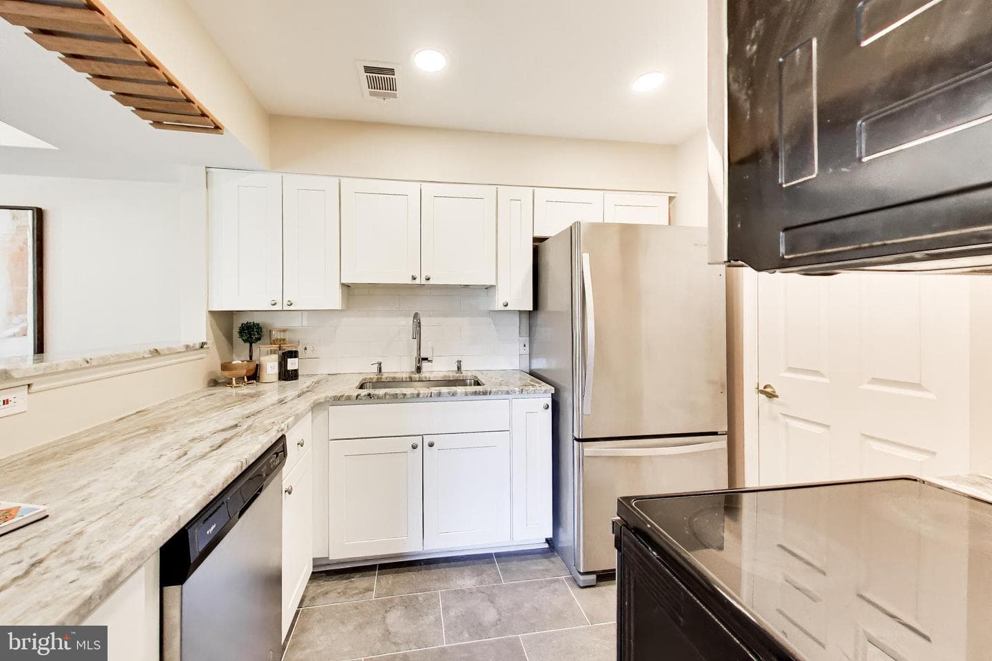 5716 Chapman Mill Drive #210 photo 10