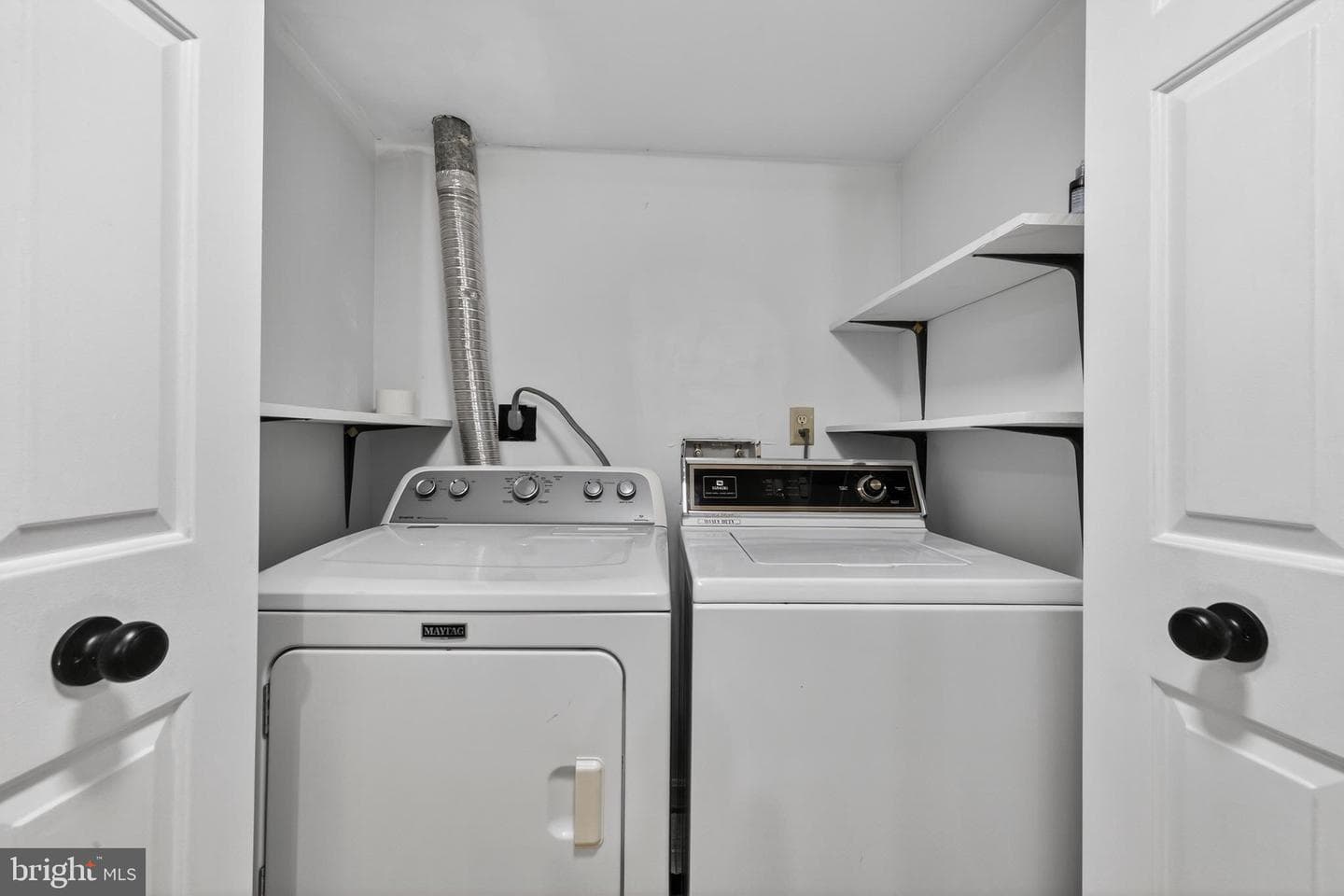 311 Lynn Manor Drive photo 26