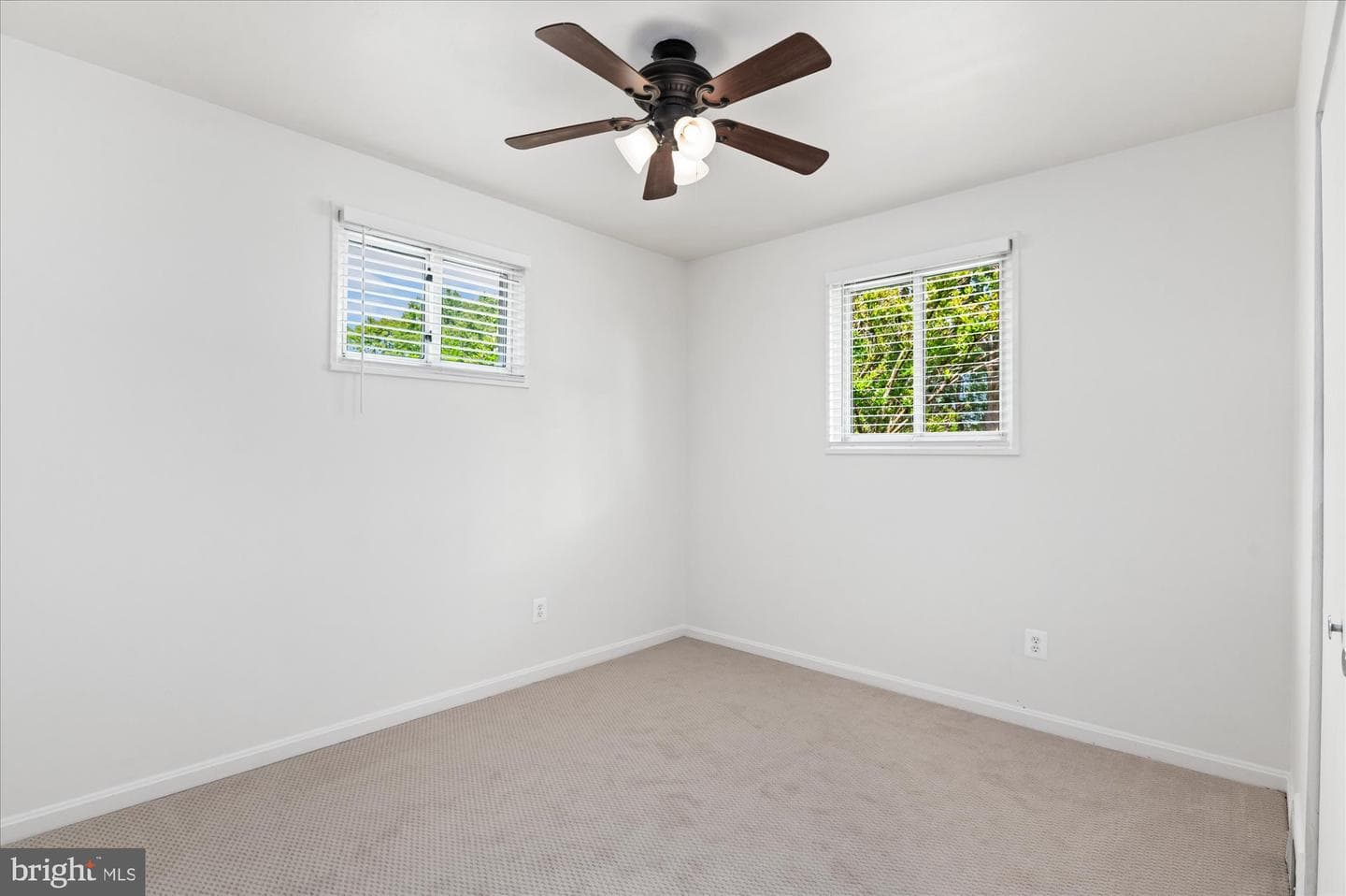 11414 Schuylkill Road photo 20