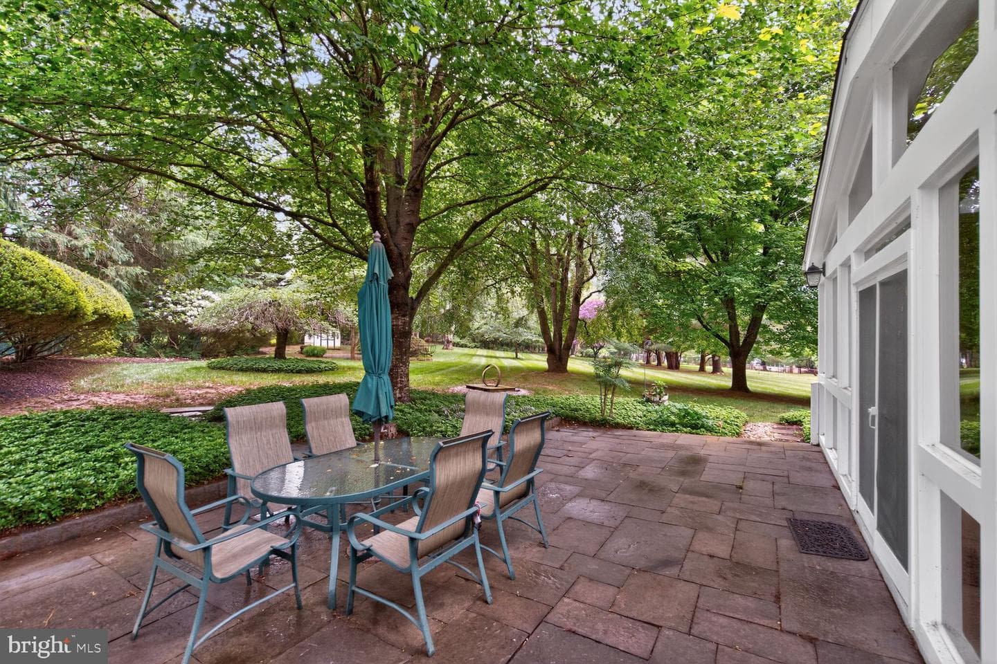 13600 Valley Drive photo 47