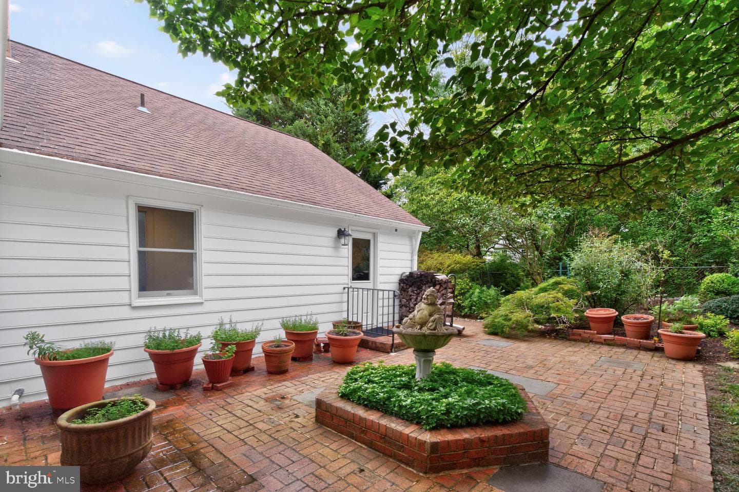 13600 Valley Drive photo 49