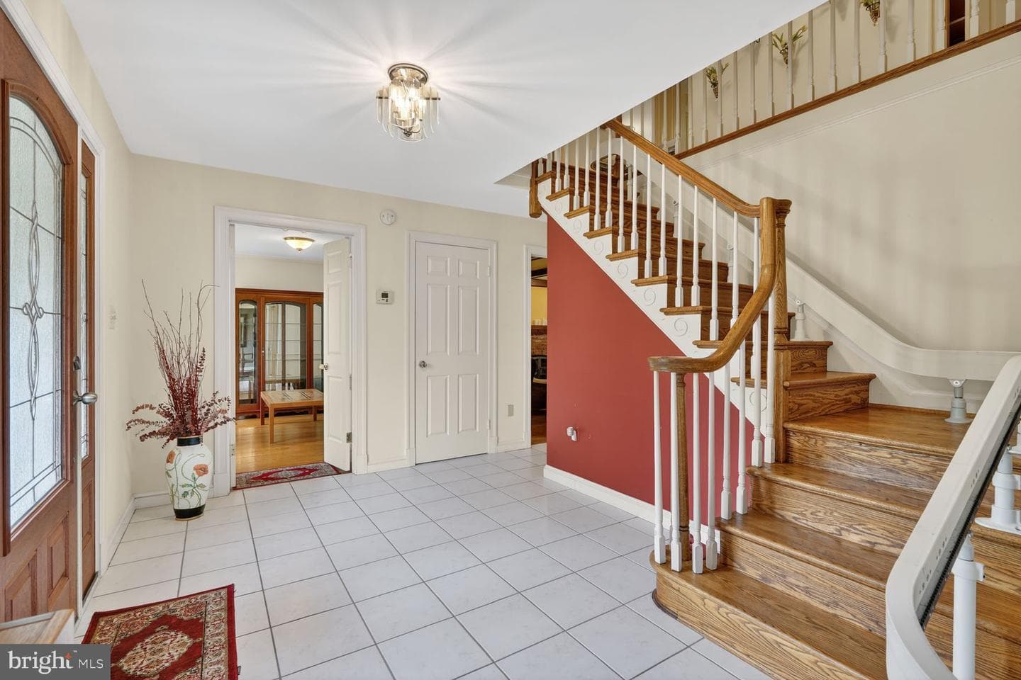13600 Valley Drive photo 5