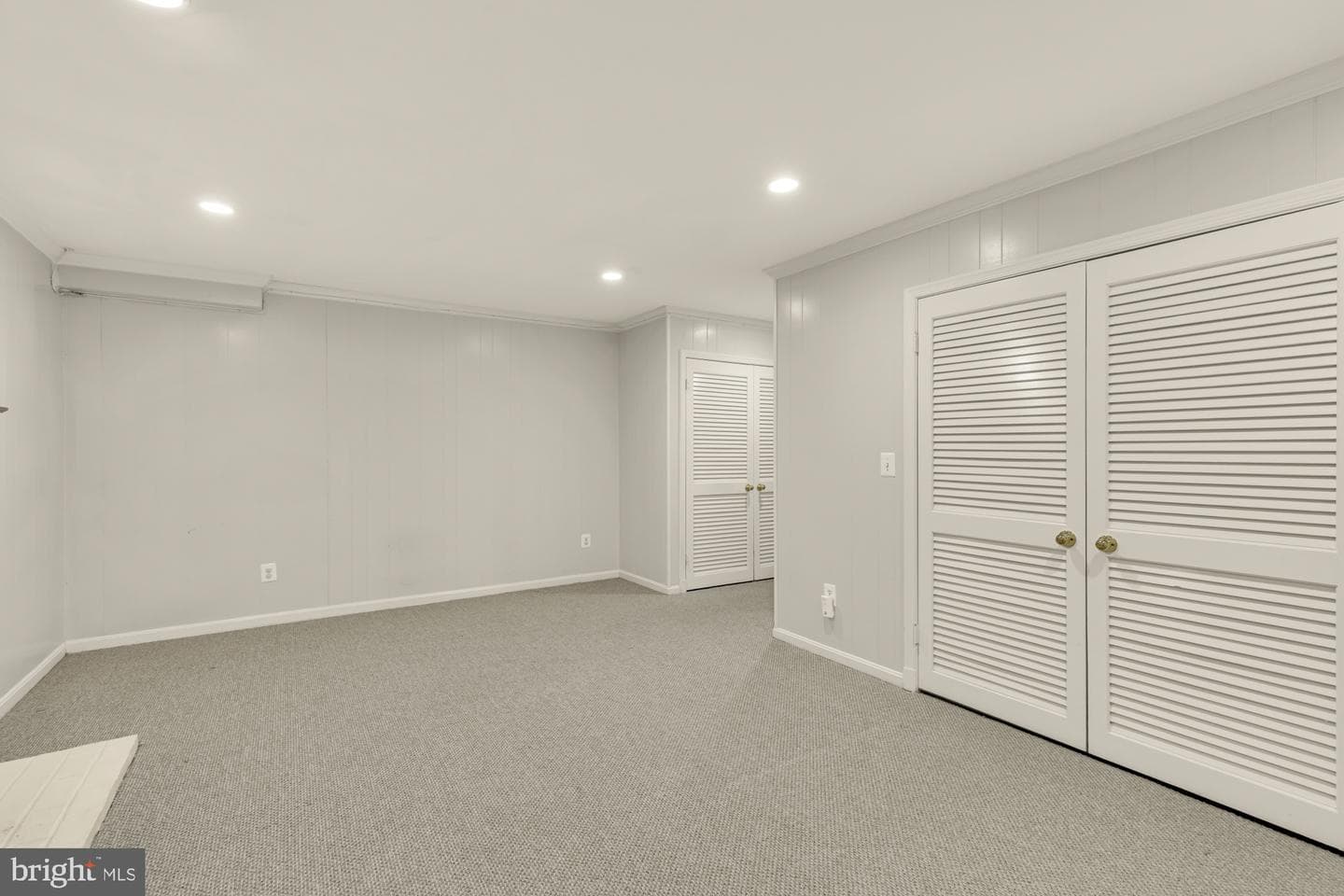8 Sangamore Court photo 6