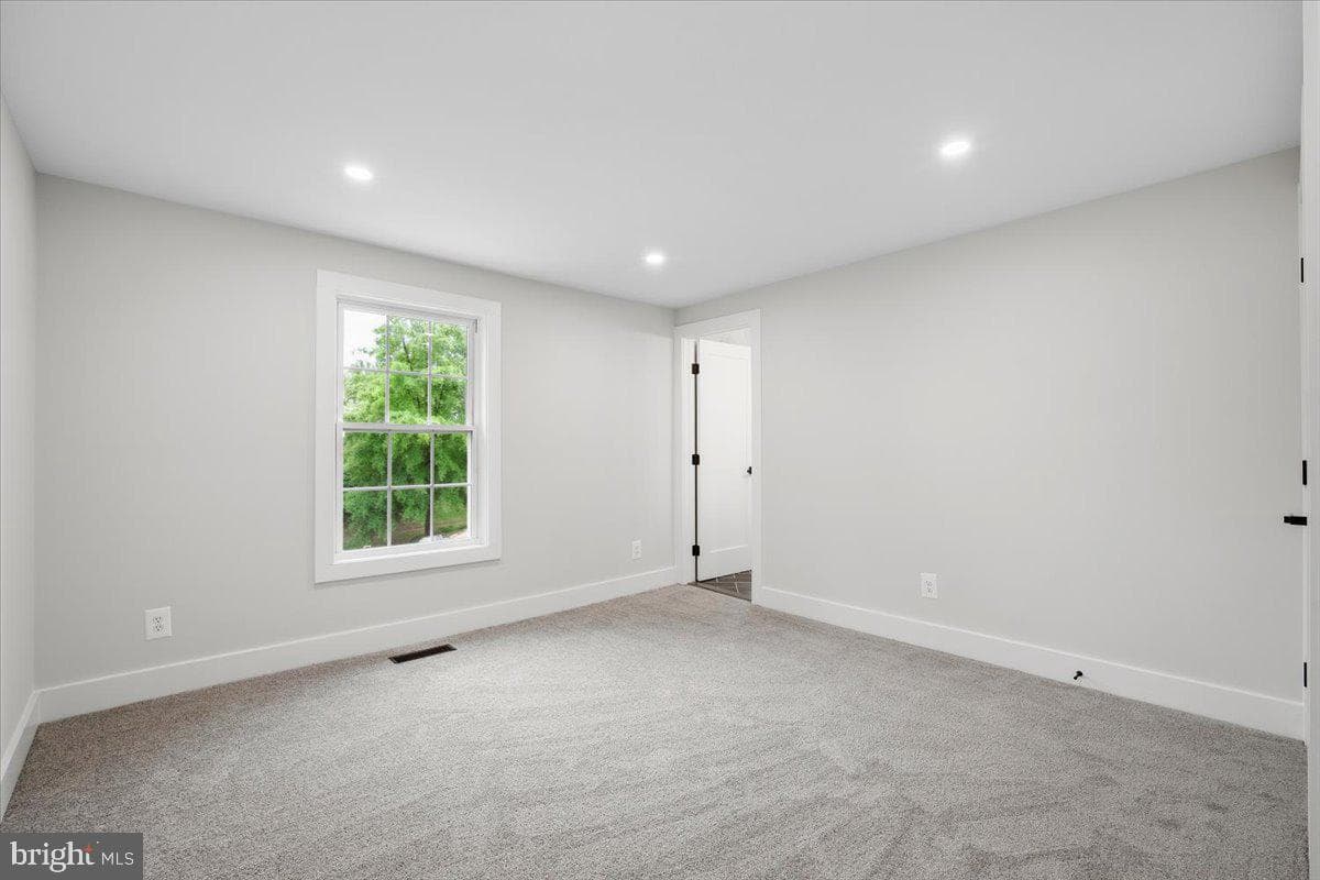 13000 Country Ridge Drive photo 17