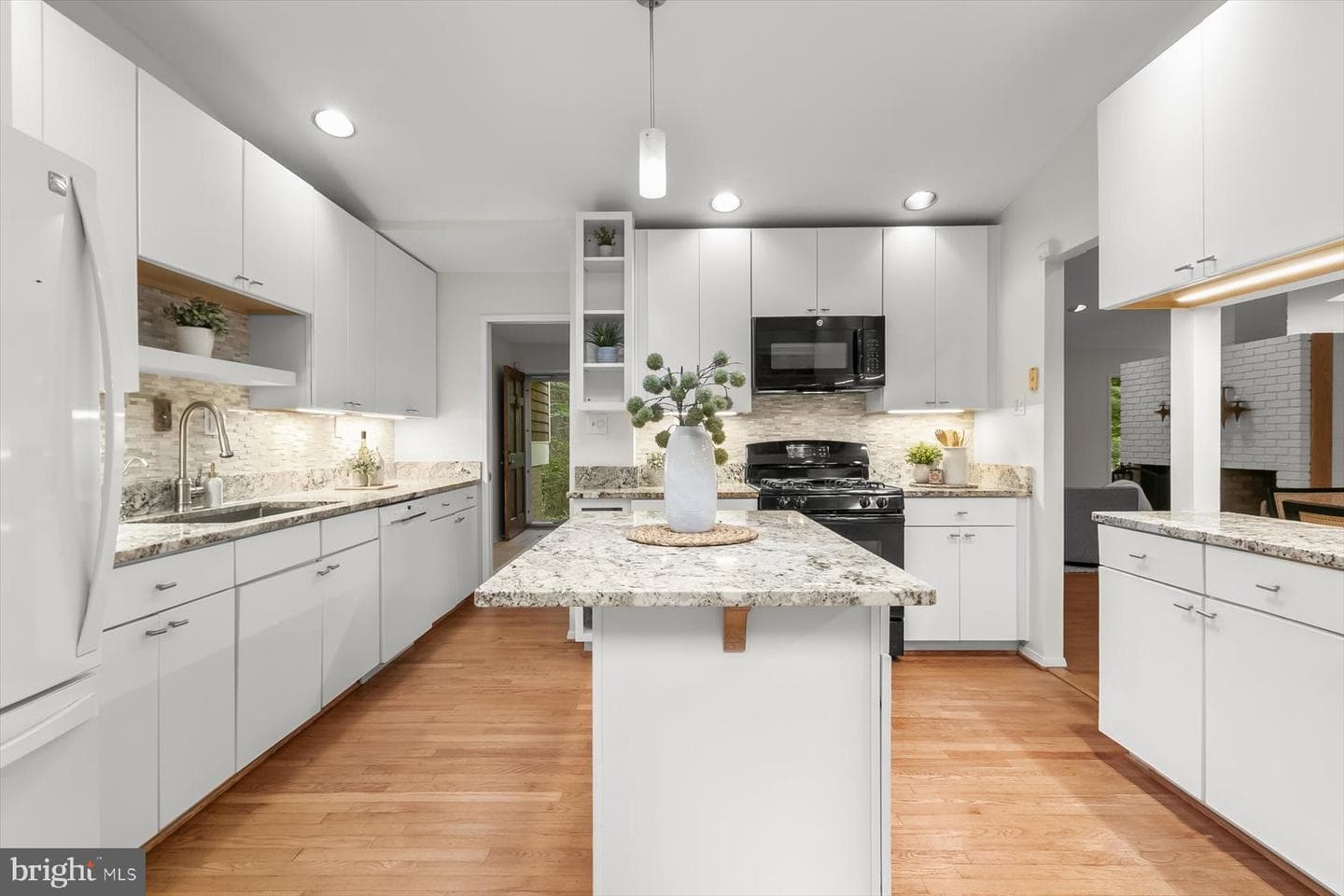 8108 Hamilton Spring Road photo 15
