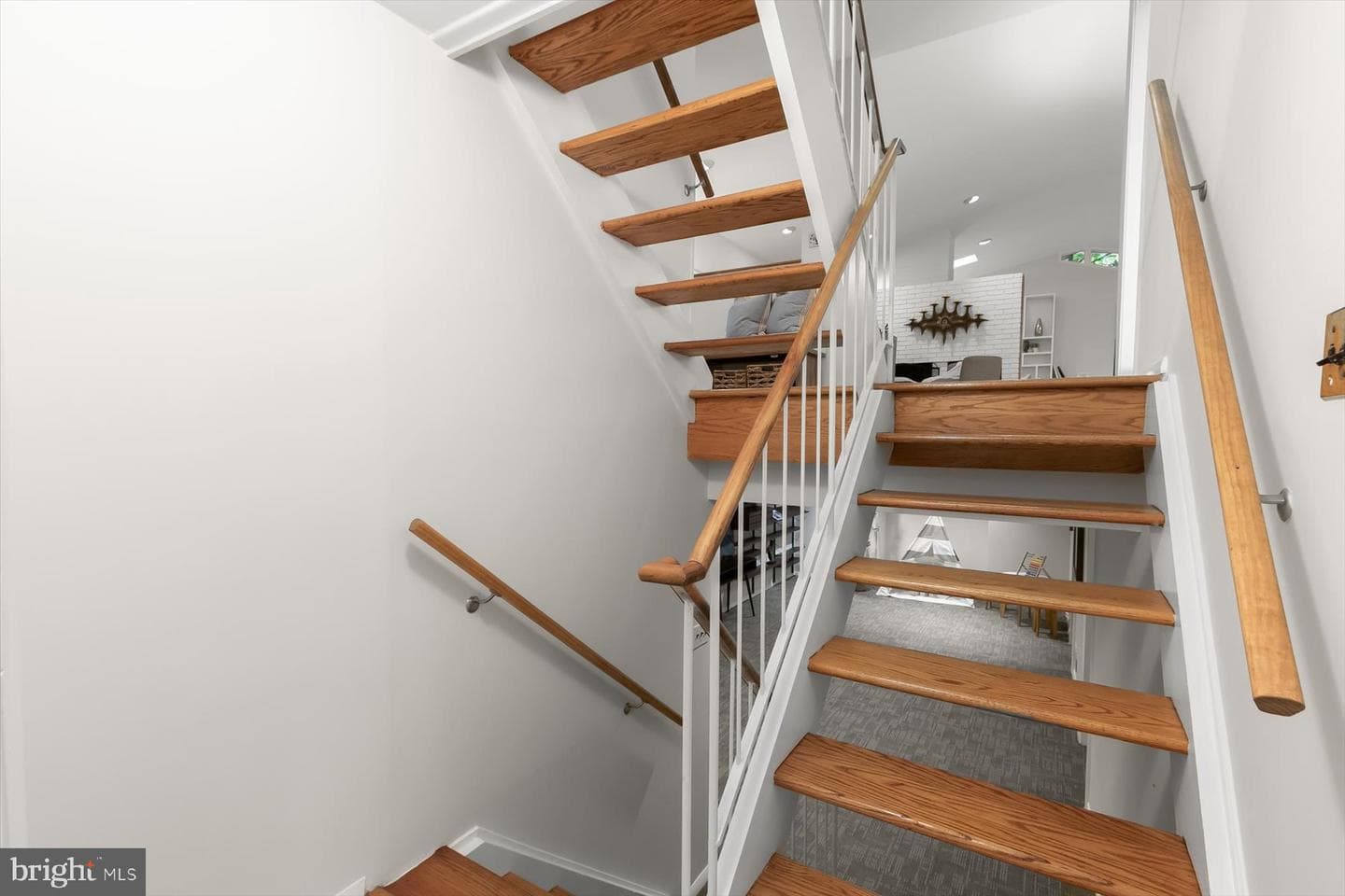 8108 Hamilton Spring Road photo 23