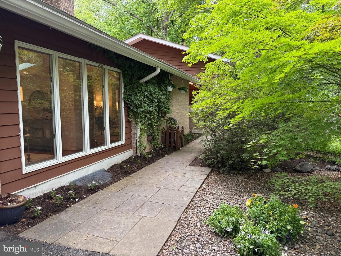 8108 Hamilton Spring Road photo 3