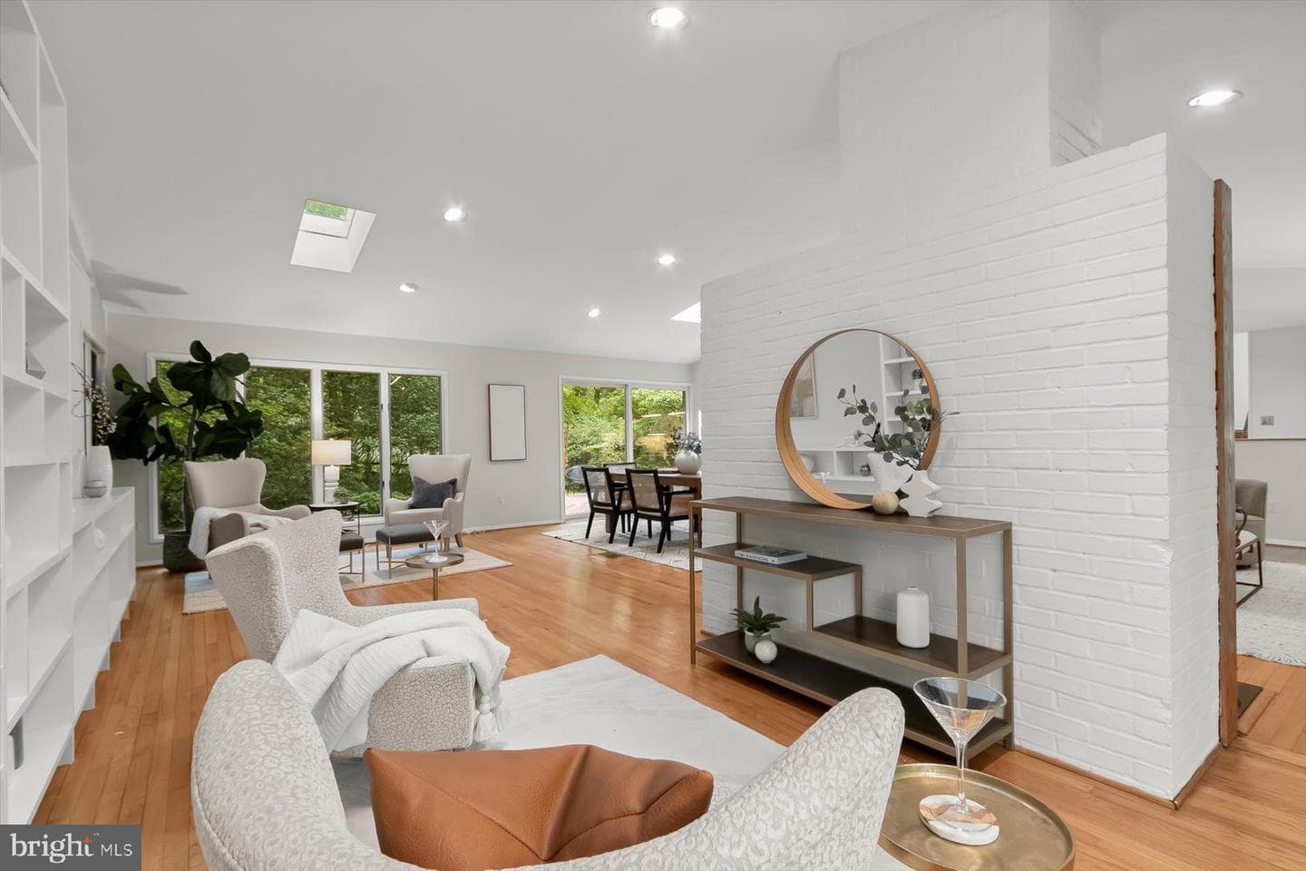 8108 Hamilton Spring Road photo 8