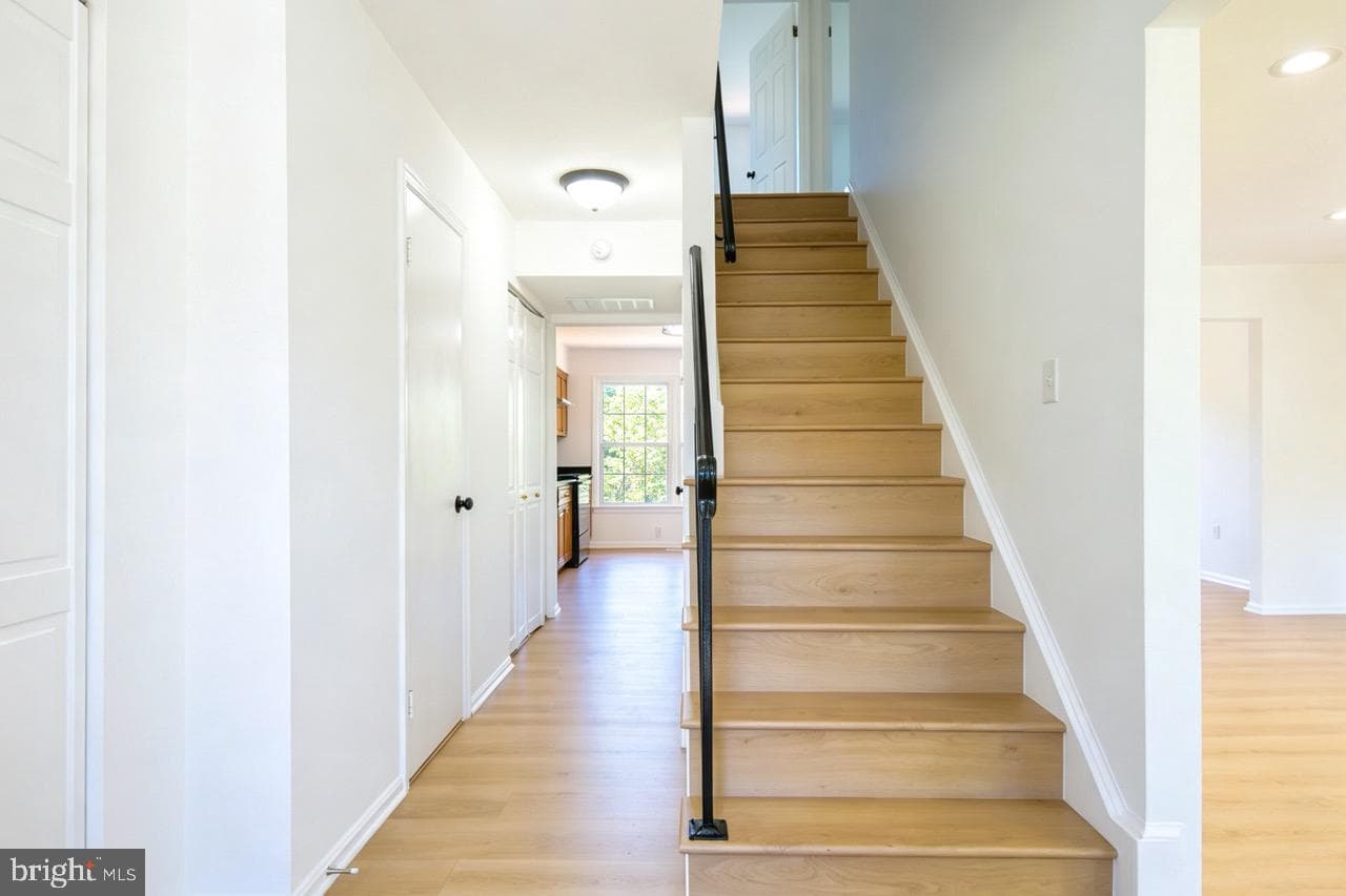 13104 Dairymaid Drive photo 3