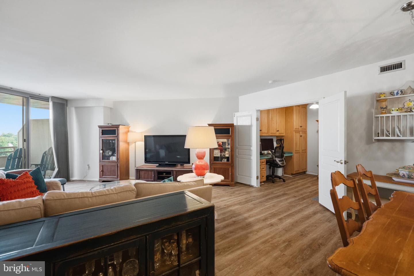 7111 Woodmont Avenue #709 photo 3