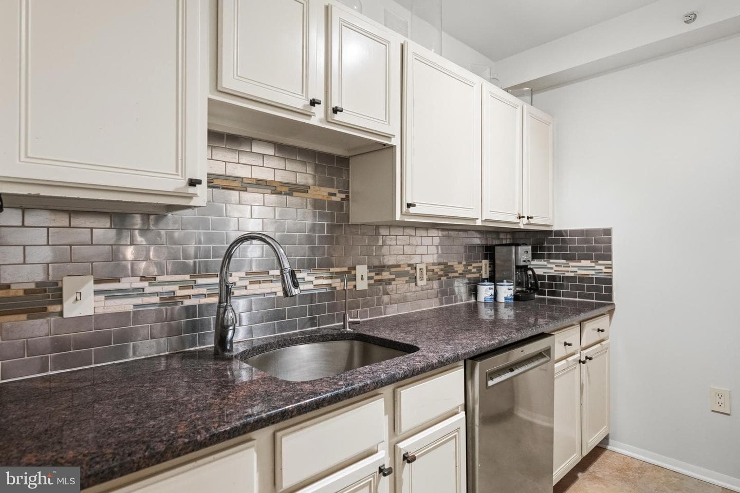 7111 Woodmont Avenue #709 photo 8