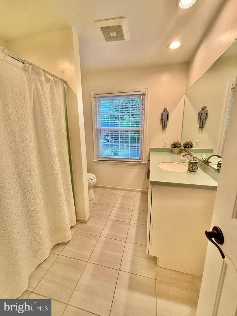 8101 Buckspark Lane E photo 42