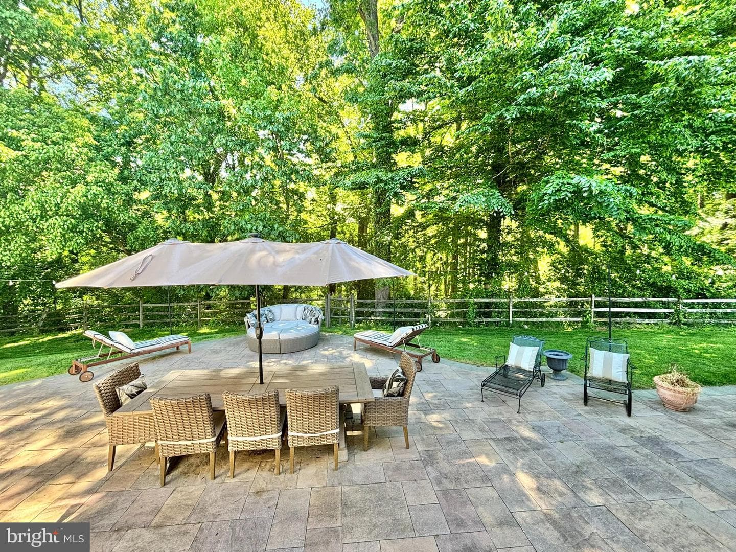 8101 Buckspark Lane E photo 9