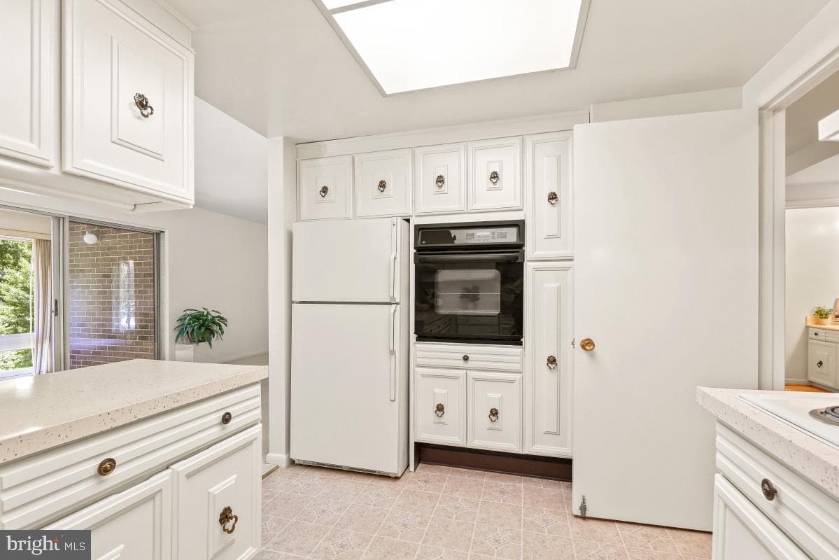 3374 Chiswick Court #56-2d photo 19