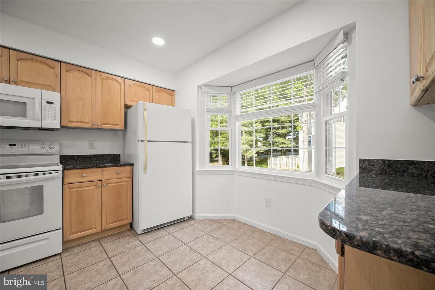 148 Barnsfield Court #204 photo 3