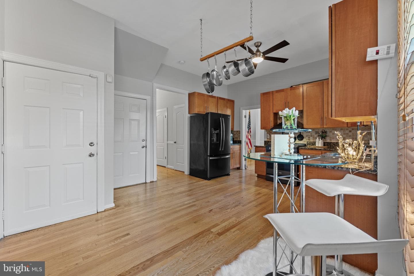 11906 Claridge Road photo 8