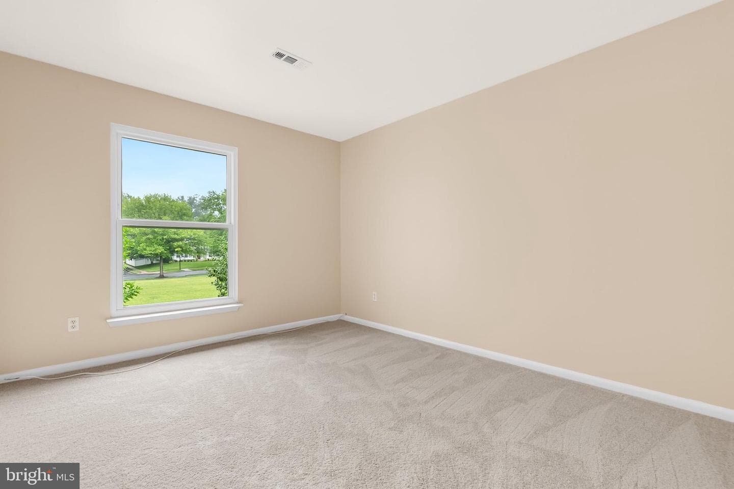 18146 Rolling Meadow Way photo 29