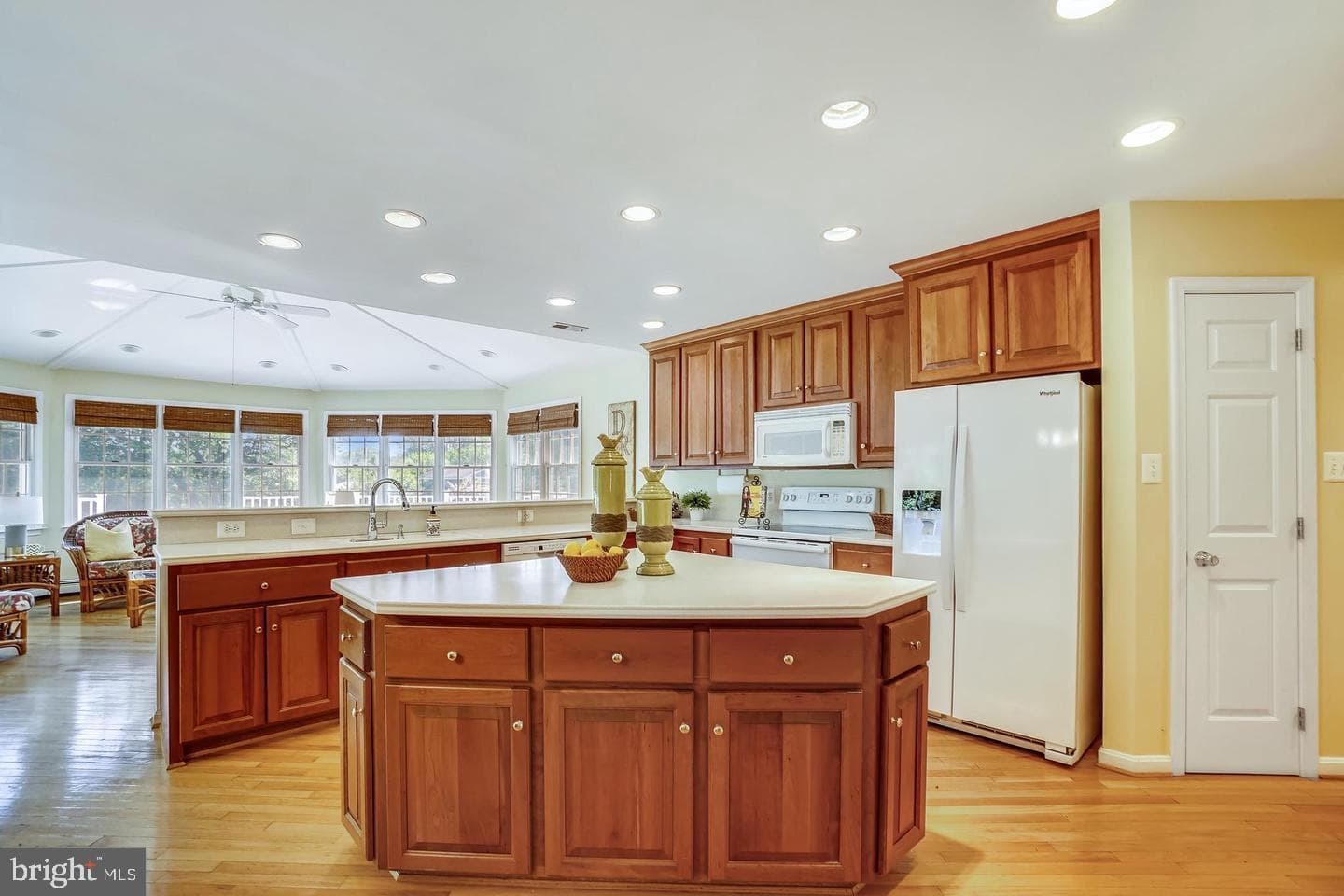 24109 Doreen Dr photo 8
